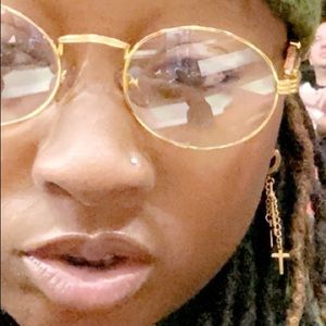 Meet your Posher, Aneeshia